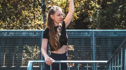 Renforcement cuisses et fessiers à la barre – Programme « À la barre » – Séance 6