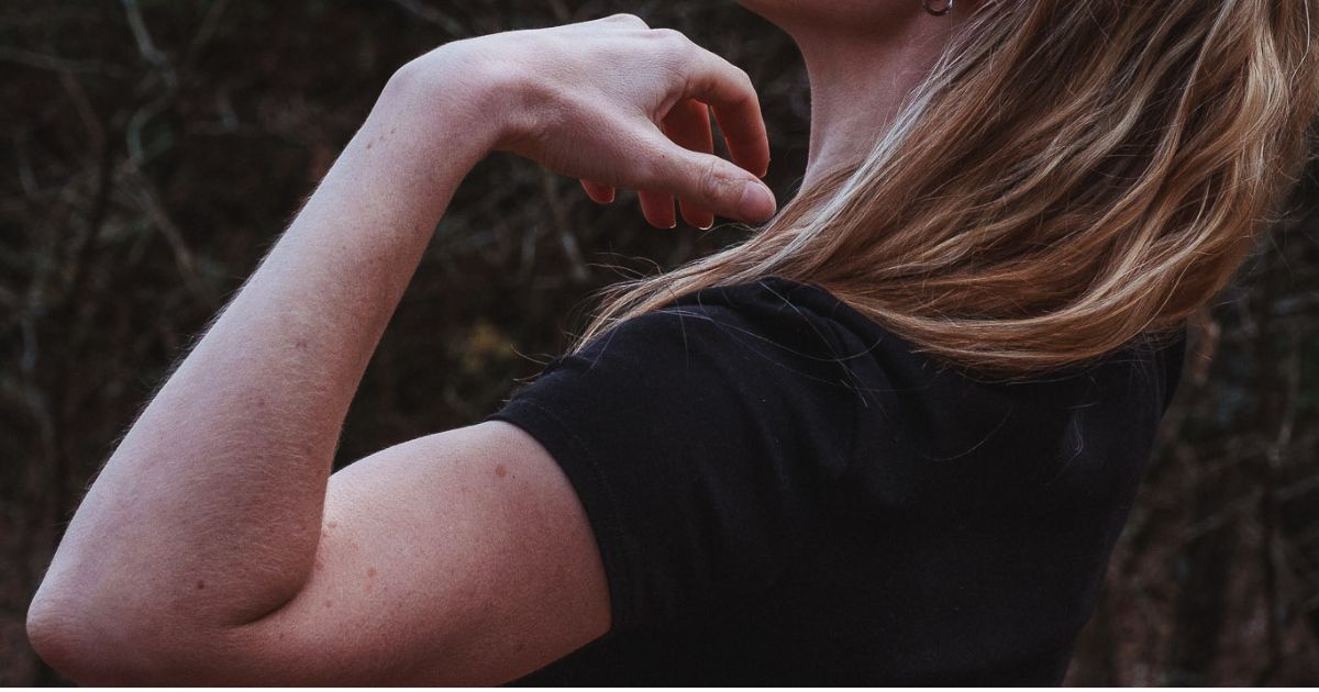 Bras fins et toniques – Programme « Rise & Shine » – Séance 6